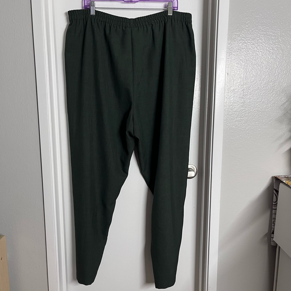 Women’s Dark Green Pants